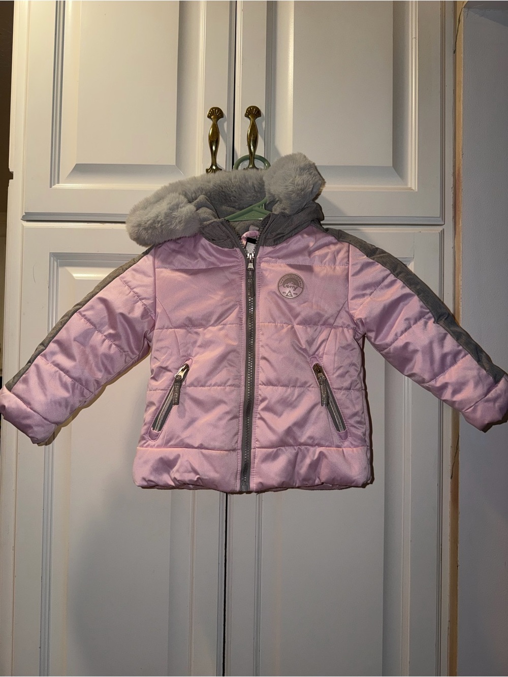 Gerry Girls Pink Puffer Jacket with Faux-Fur Hood Size 2T